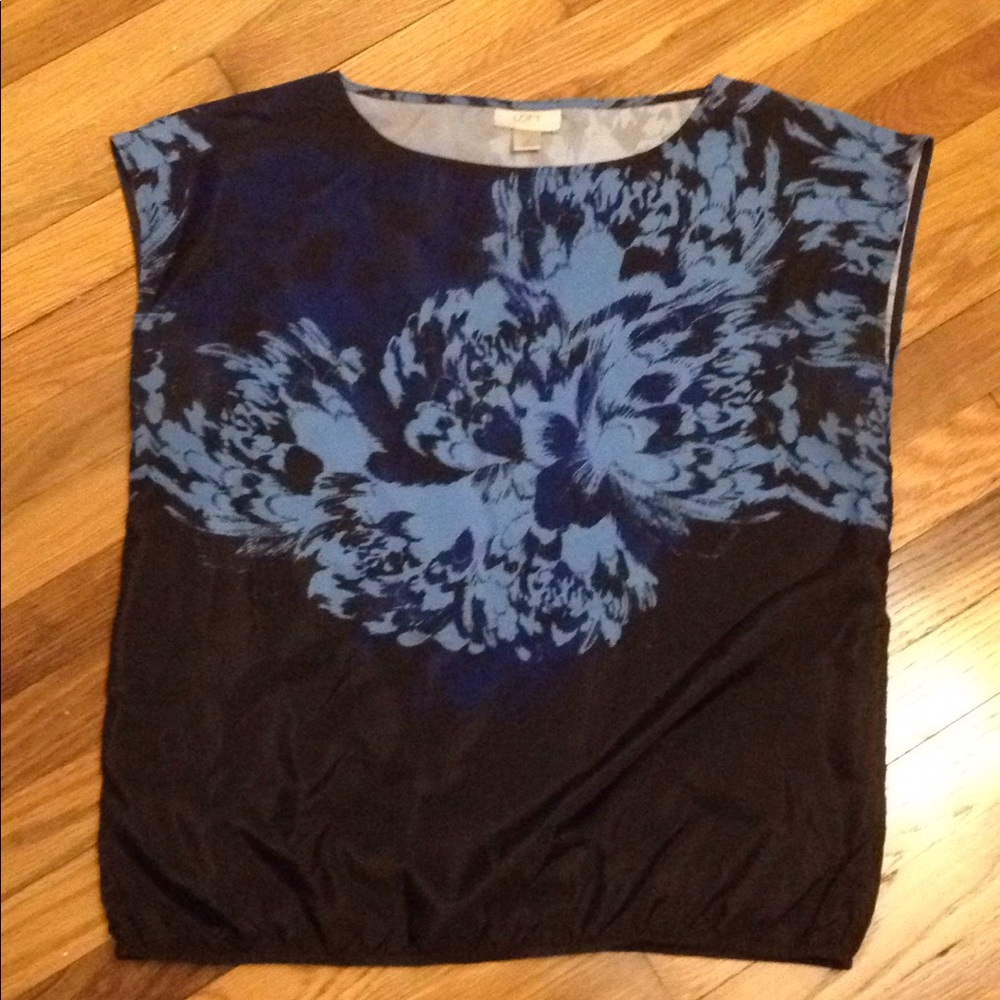 Beautiful Loft black and blues top - Picture 2 of 4